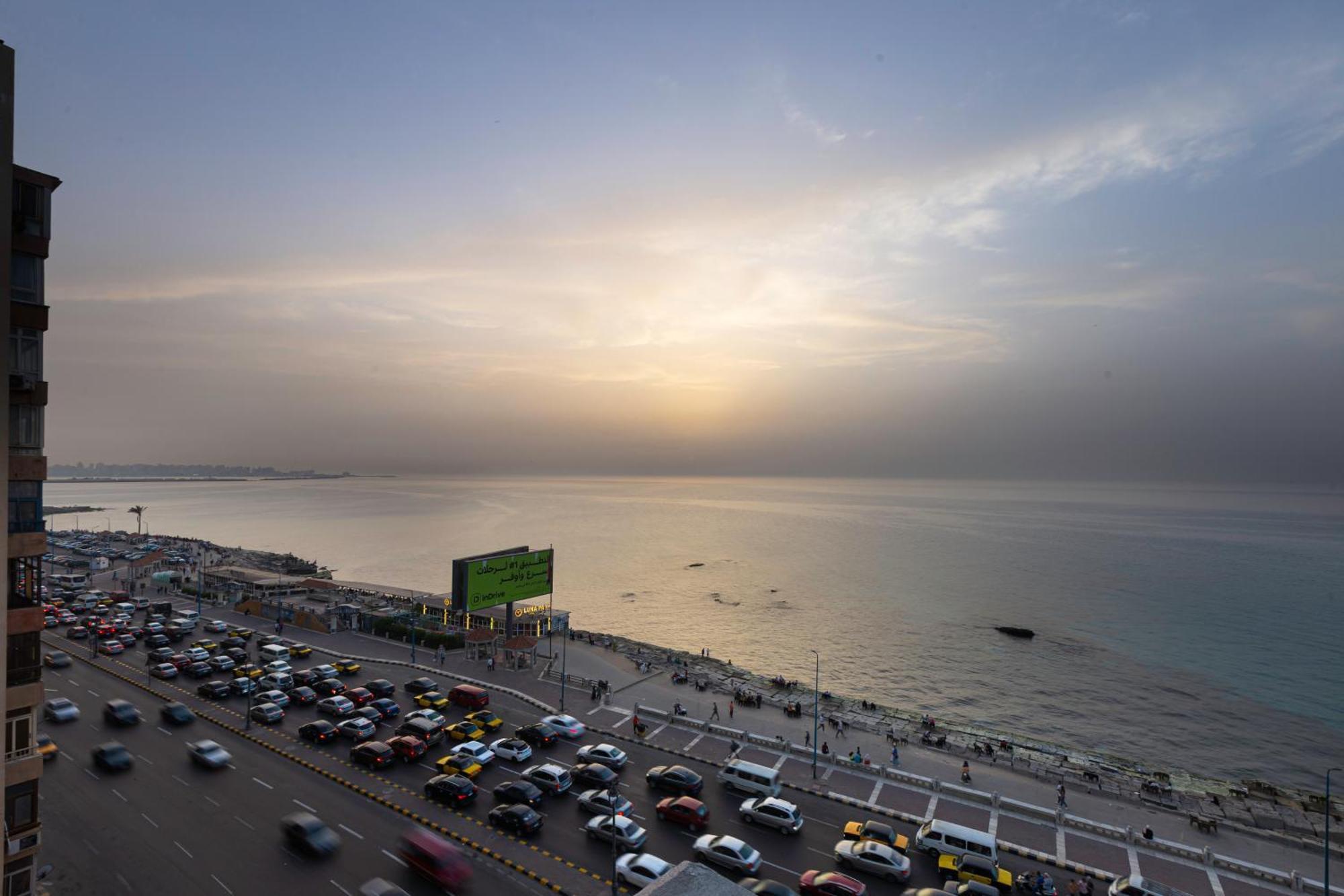 Hyat Waterfalls Alexandria Exterior photo